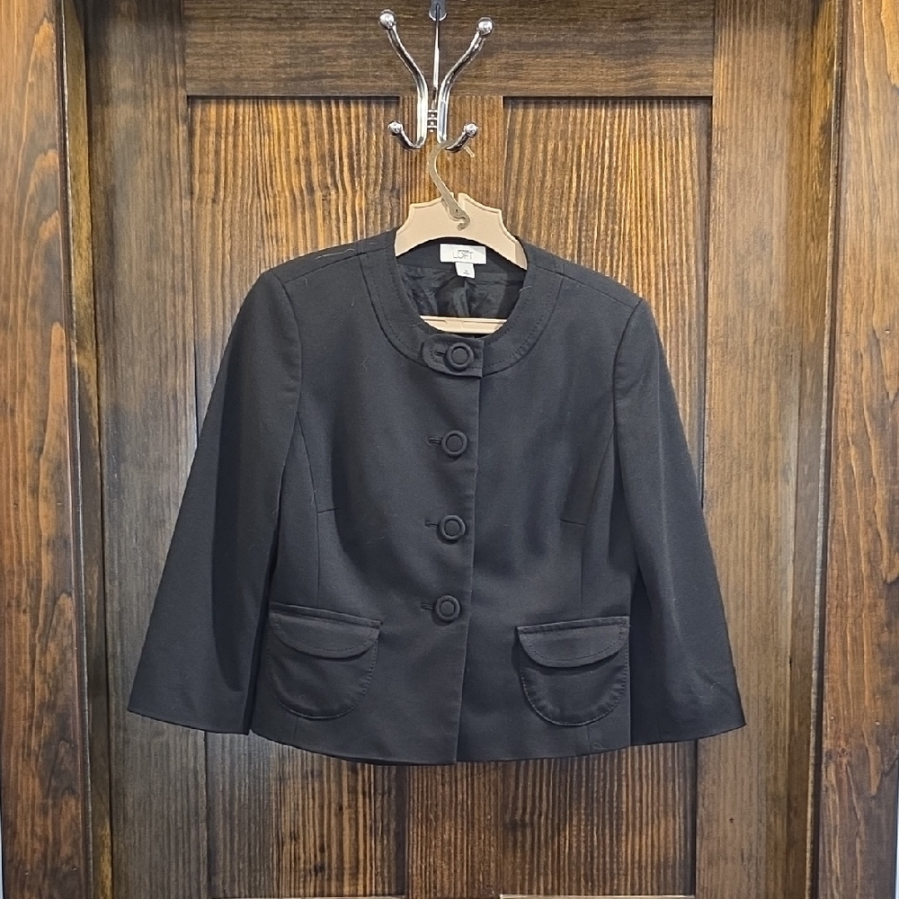 LOFT Black Cropped Round-Neck Blazer